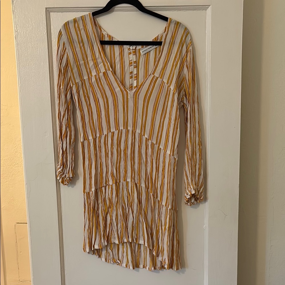 Striped V-Neck Women's Top - butter yellow stripes